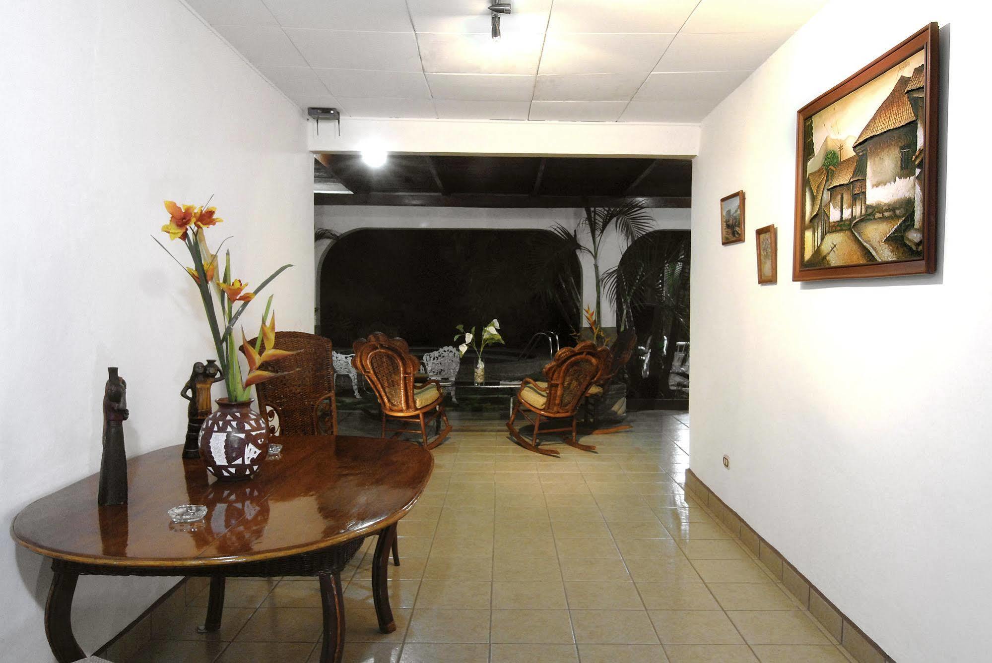 Hotel Mozonte Managua Bagian luar foto